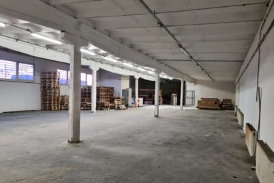 Warehouses to let in Dumics KFT.