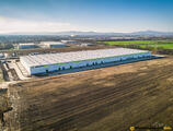 Warehouses to let in HelloParks Fót