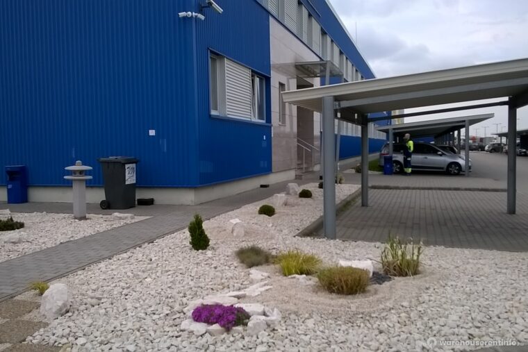 Warehouses to let in BILK Logisztikai Központ
