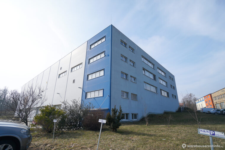 Warehouses to let in Log2