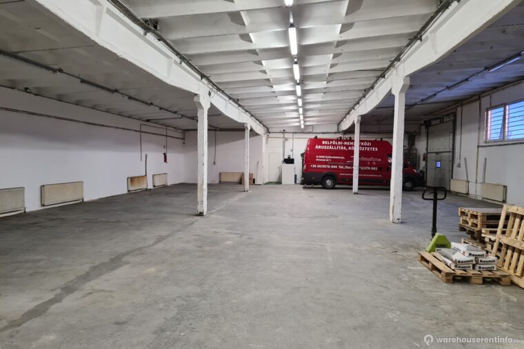 Warehouses to let in Dumics KFT.