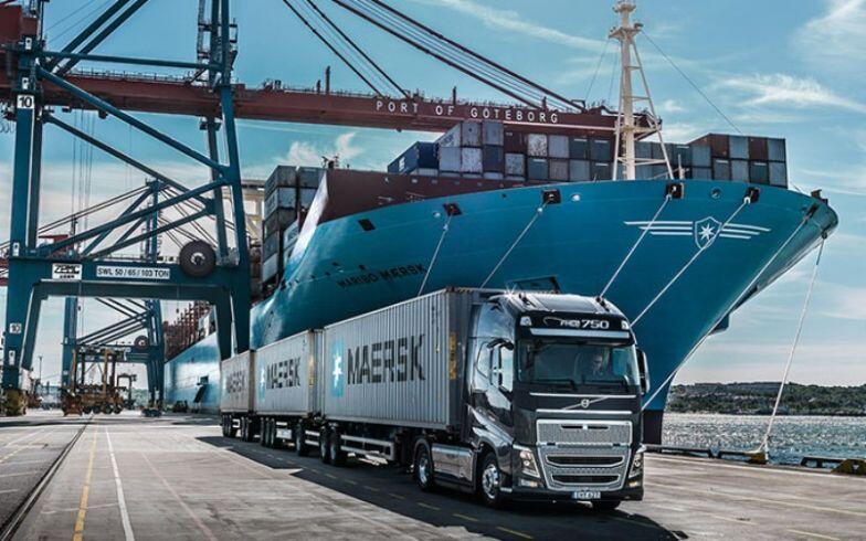 50 méter hosszú kamion szerelvénnyel kísérletezik a Volvo 50 méter hosszú kamion szerelvénnyel kísérletezik a Volvo