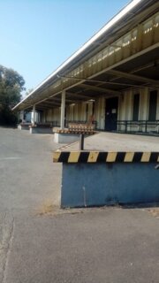 Warehouses to let in Euro-Line