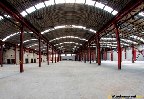 Warehouses to let in Cserkesz Factory