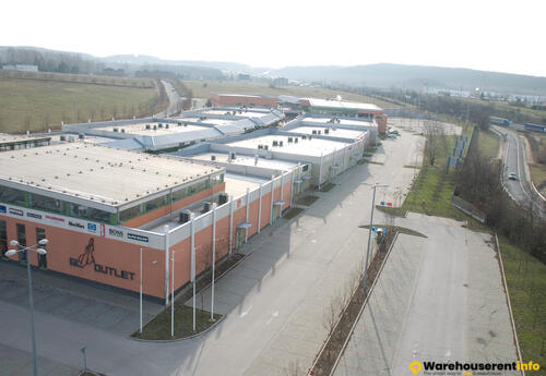 Warehouses to let in G.L.Outlet_RAKTÁR