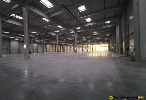 Warehouses to let in PARK 15