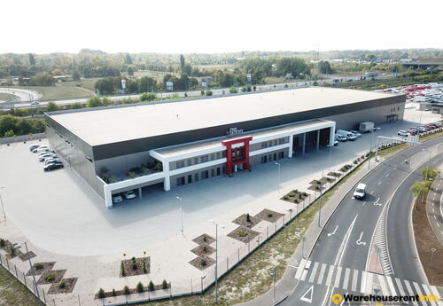 Warehouses to let in AG Logisztikai Központ