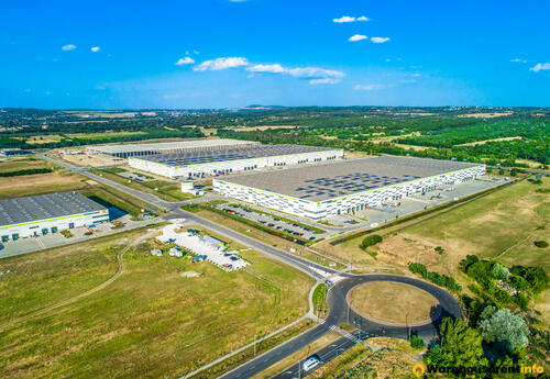 Warehouses to let in HelloParks Fót - Budapest North