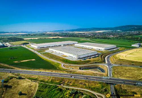 Warehouses to let in HelloParks Páty - Budapest West
