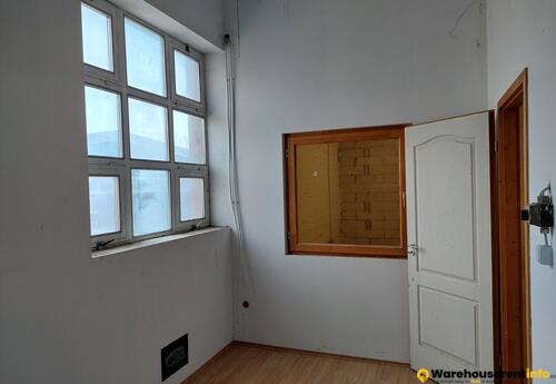 Warehouses to let in 80 nm-es raktár/műhely Újpesten!