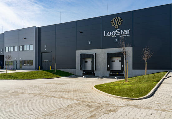 LogStar Park West Gate