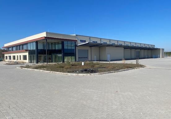 Industrial Property Inárcs