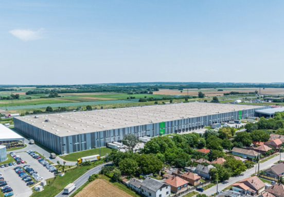 Industrial property for lease in Üllő