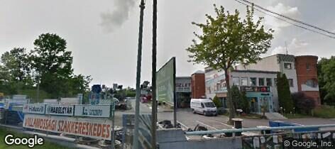 Street View: Log1
