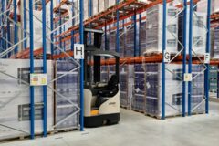 Warehouses to let in Derby Trans Kft