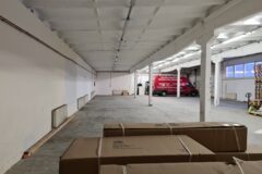 Warehouses to let in Dumics KFT.