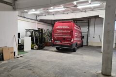 Warehouses to let in Dumics KFT.