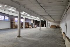 Warehouses to let in Dumics KFT.