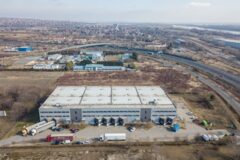 Warehouses to let in C-Moll