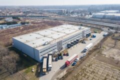 Warehouses to let in C-Moll