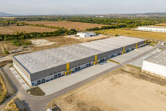 Warehouses to let in East Gate PRO Business Park
