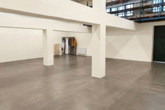 Börze Kereskedőház - 108m2 rámpás raktár II-15
