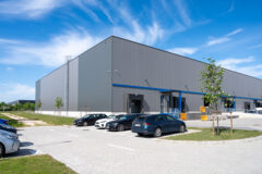 Warehouses to let in park22