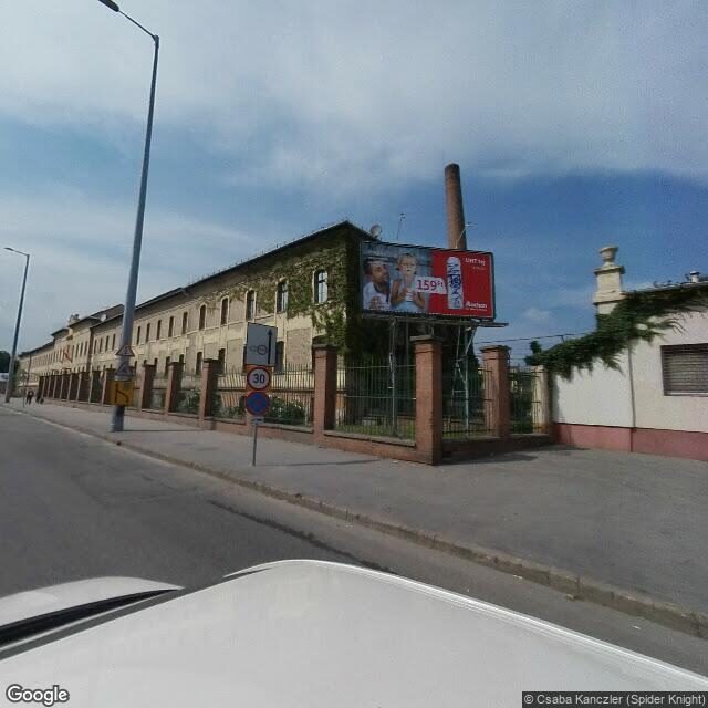 Street View: Üllői út 102.